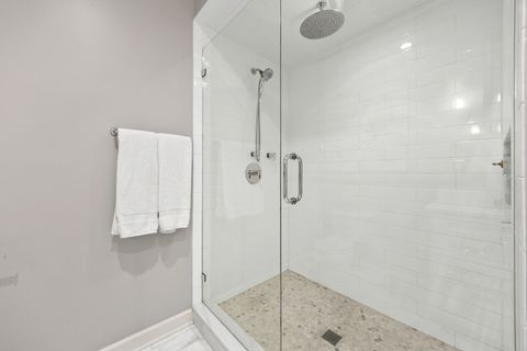 Tiny photo for 860 W Buckingham Place #2W, Chicago, IL 60657 (MLS # 12626197)