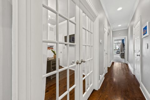 Tiny photo for 860 W Buckingham Place #2W, Chicago, IL 60657 (MLS # 12626197)