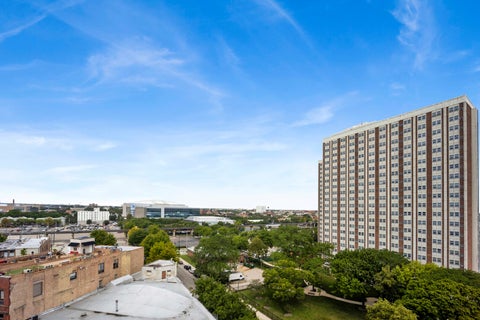 Tiny photo for 1645 W Ogden Avenue #718, Chicago, IL 60612 (MLS # 12710543)