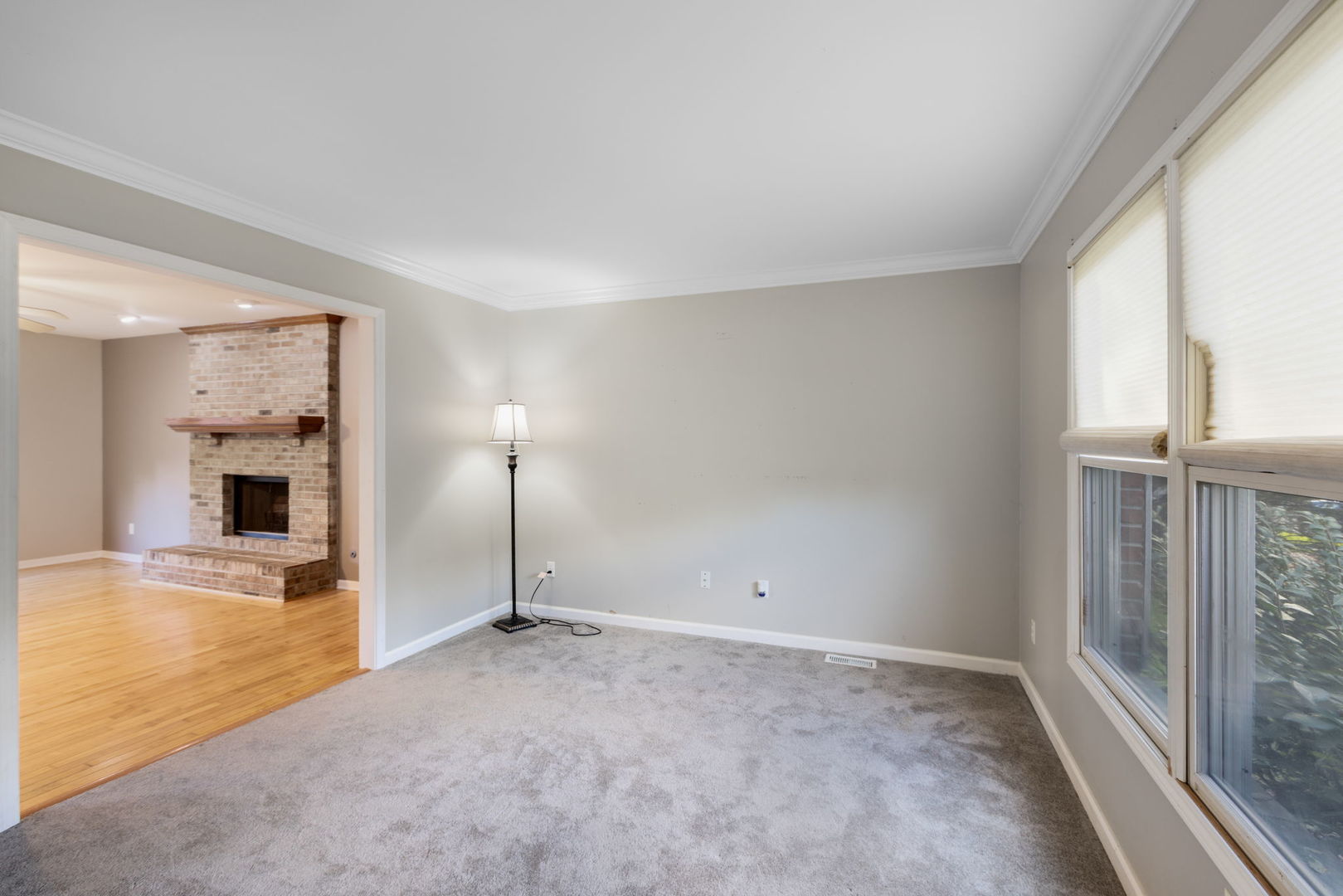 697 Fox Hollow