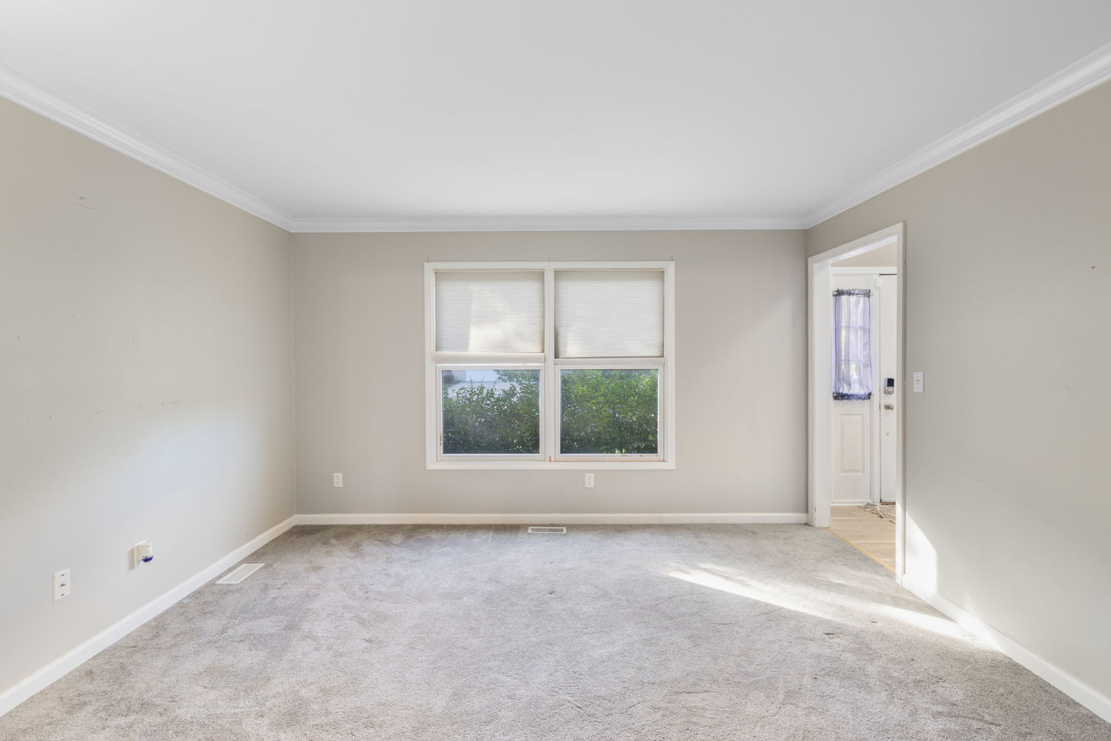 697 Fox Hollow