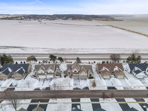 Tiny photo for 524 Sudbury Circle, Oswego, IL 60543 (MLS # 12546521)