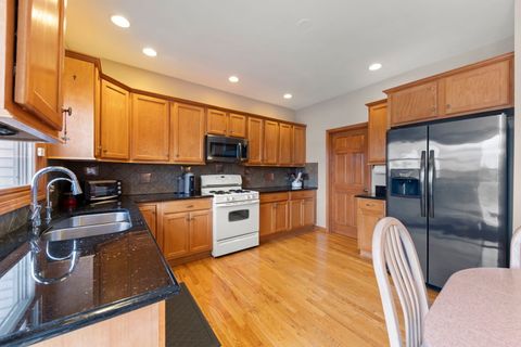 Tiny photo for 524 Sudbury Circle, Oswego, IL 60543 (MLS # 12546521)