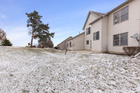 Tiny photo for 524 Sudbury Circle, Oswego, IL 60543 (MLS # 12546521)