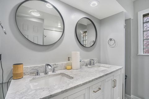 Tiny photo for 39294 N North Avenue, Beach Park, IL 60099 (MLS # 12605551)