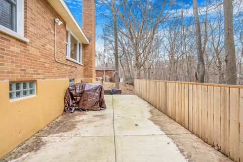 Tiny photo for 39294 N North Avenue, Beach Park, IL 60099 (MLS # 12605551)