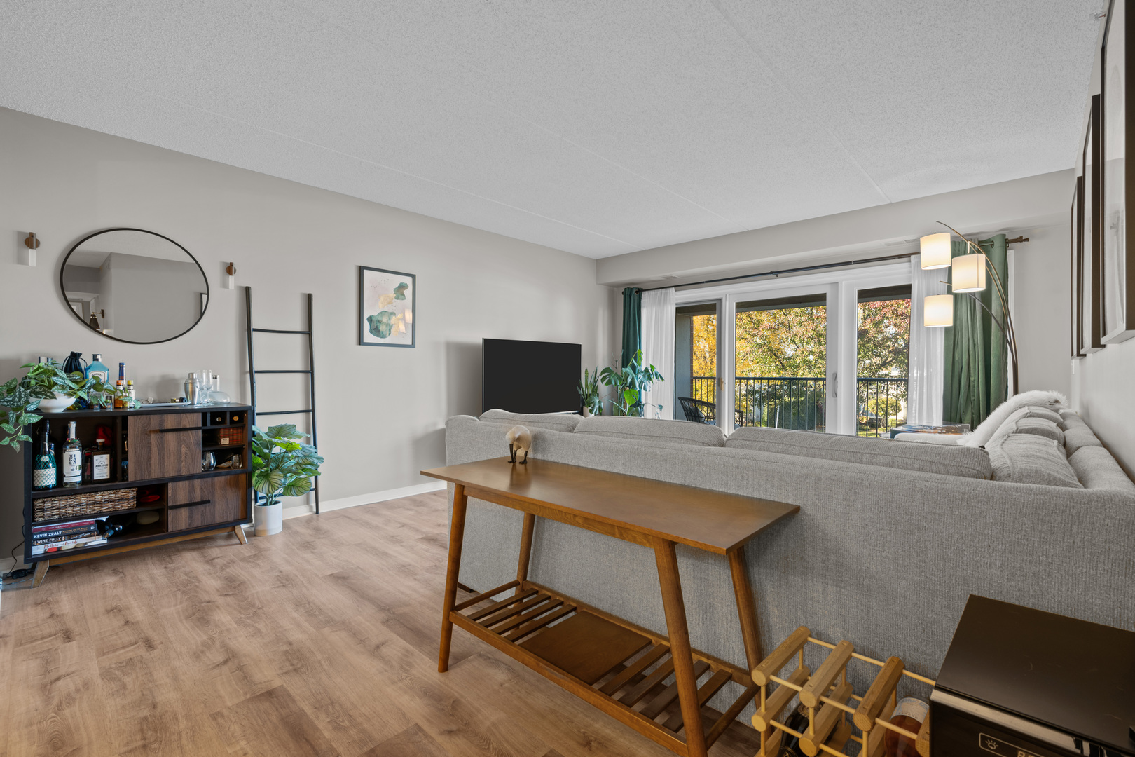 1111 Burlington Avenue 207