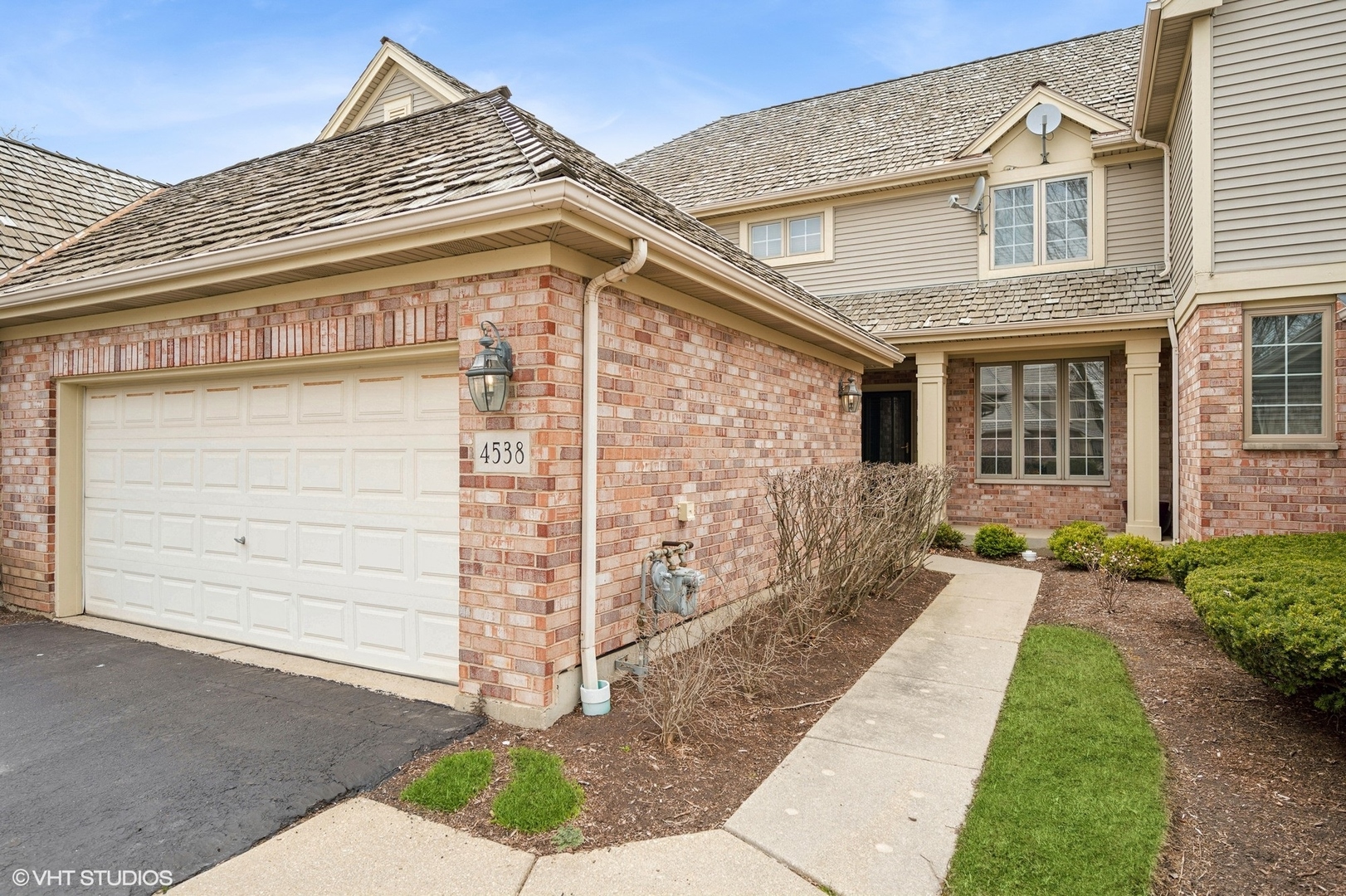 4538 N Seminole Drive