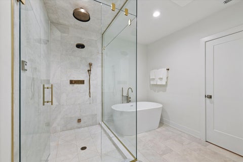 Tiny photo for 120 Crescent Drive, Glencoe, IL 60022 (MLS # 12750024)