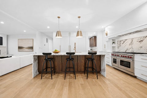 Tiny photo for 120 Crescent Drive, Glencoe, IL 60022 (MLS # 12750024)