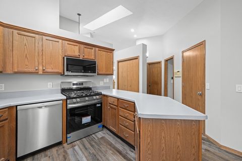 Tiny photo for 4176 Mallard Court, Bettendorf, IA 52722 (MLS # 12691730)