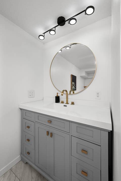 Tiny photo for 4176 Mallard Court, Bettendorf, IA 52722 (MLS # 12691730)