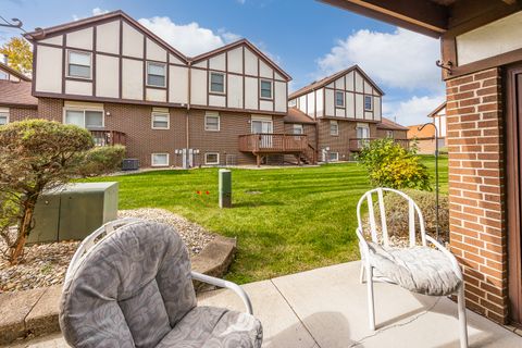 Tiny photo for 911 Patricia Lane #911, Crete, IL 60417 (MLS # 12509619)