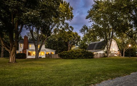 Tiny photo for 1530 Kaneville Road, Geneva, IL 60134 (MLS # 12435742)