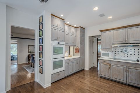 Tiny photo for 1530 Kaneville Road, Geneva, IL 60134 (MLS # 12435742)