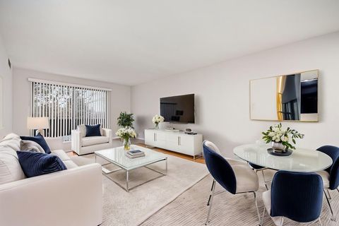 Tiny photo for 700 Wellington Avenue #207, Elk Grove Village, IL 60007 (MLS # 12575848)