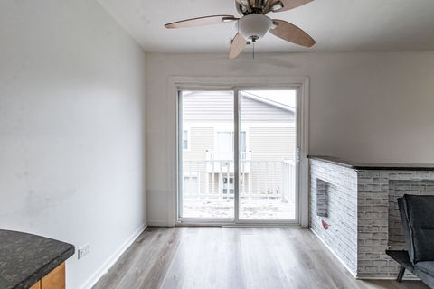 Tiny photo for 1324 Alpine Court #1324, Wheeling, IL 60090 (MLS # 12561206)