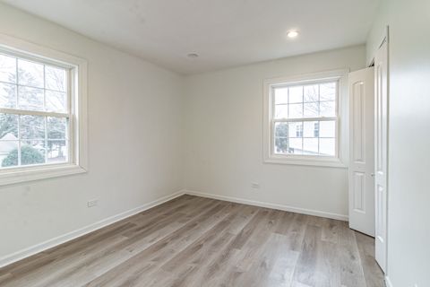 Tiny photo for 1324 Alpine Court #1324, Wheeling, IL 60090 (MLS # 12561206)