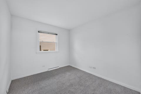 Tiny photo for 431 N Ridgemoor Avenue, Mundelein, IL 60060 (MLS # 12731782)