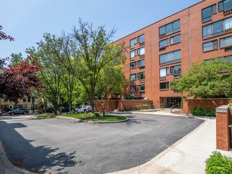 Photo of 1143 S Plymouth Court #407, Chicago, IL 60605 (MLS # 12473653)