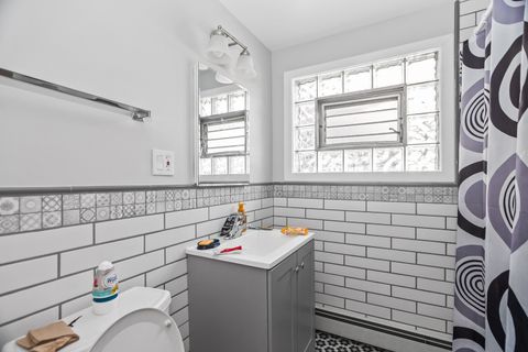 Tiny photo for 4028 W Waveland Avenue, Chicago, IL 60641 (MLS # 12510479)