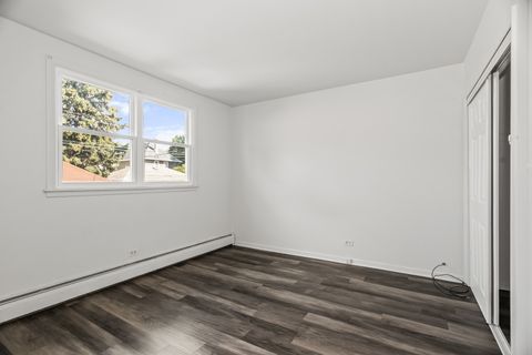 Tiny photo for 4028 W Waveland Avenue, Chicago, IL 60641 (MLS # 12510479)