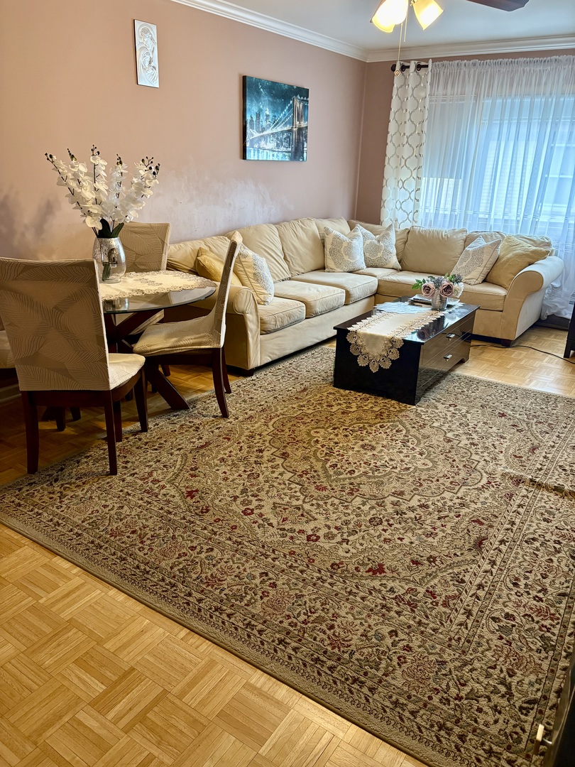 3143 N Nashville Avenue 3E