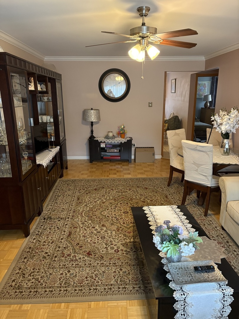 3143 N Nashville Avenue 3E