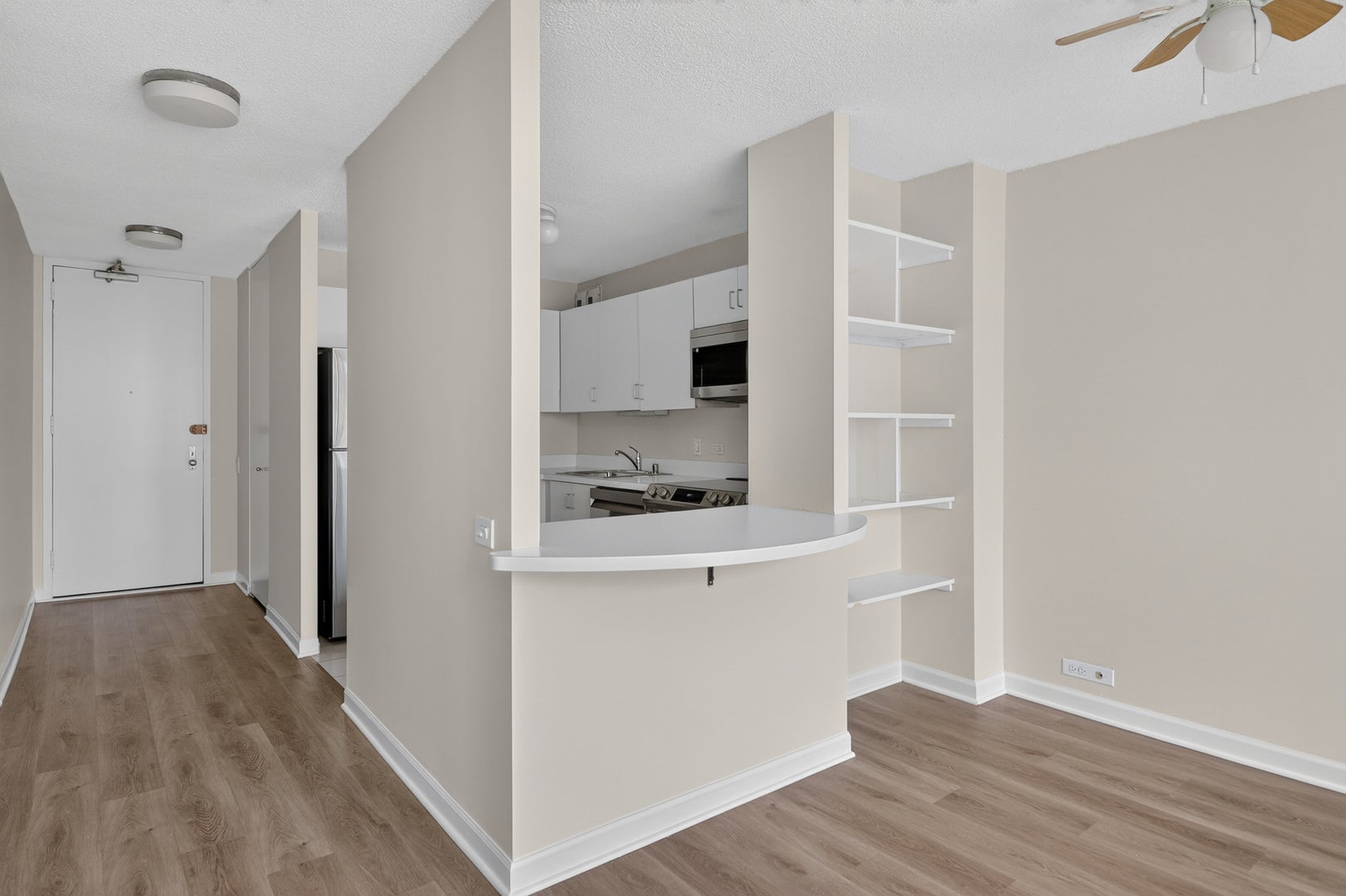405 N WABASH Avenue 1801
