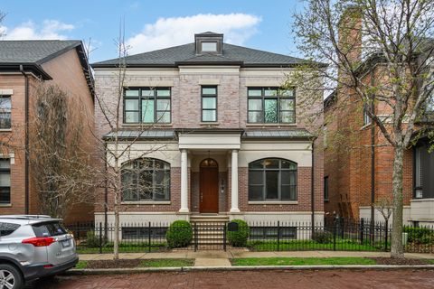 Photo of 2664 N Hartland Court, Chicago, IL 60614 (MLS # 12623363)