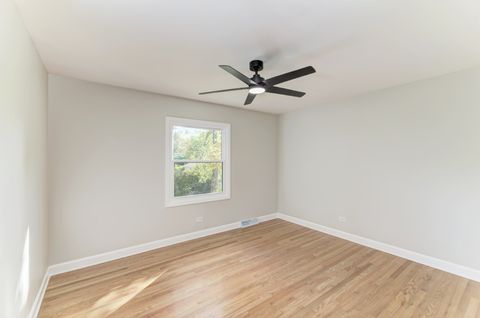 Tiny photo for 311 Montclare Lane, Wood Dale, IL 60191 (MLS # 12549848)