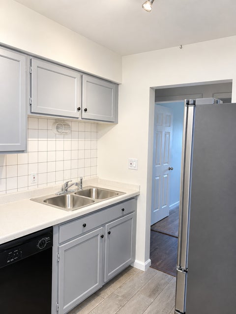 Tiny photo for 816 E Old Willow Road #209, Prospect Heights, IL 60070 (MLS # 12714912)