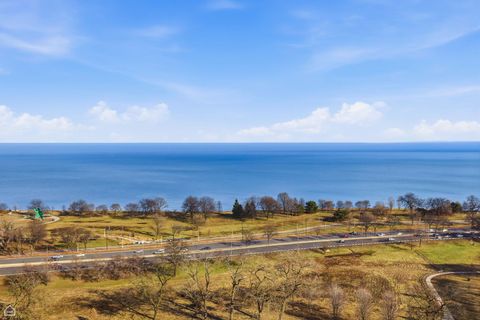 Tiny photo for 2970 N Lake Shore Drive #4B, Chicago, IL 60657 (MLS # 12549432)