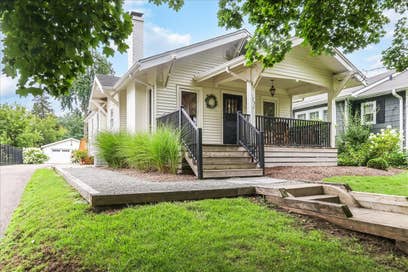 225 Coolidge Avenue Barrington IL 60010