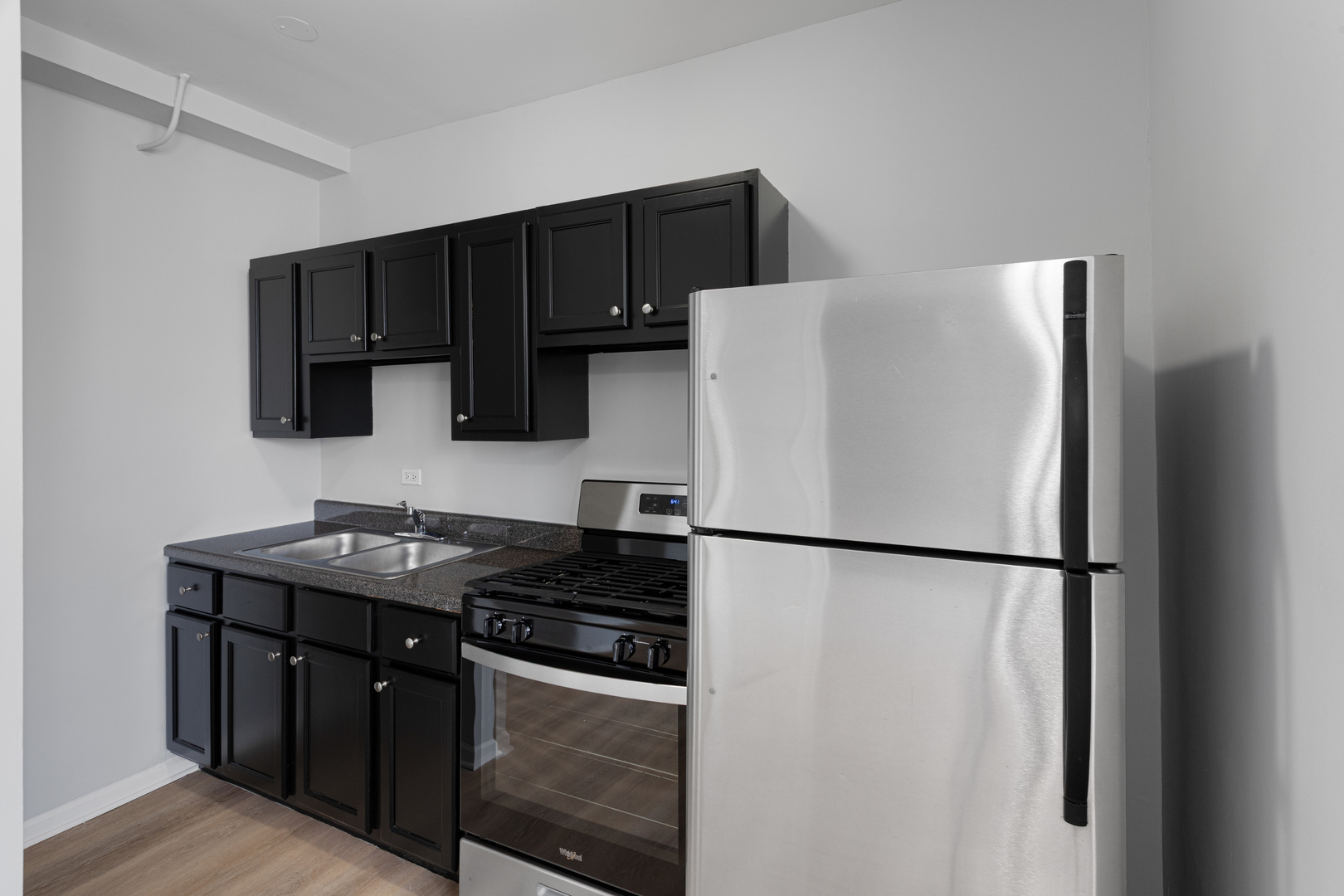 5860 N Kenmore Avenue 510