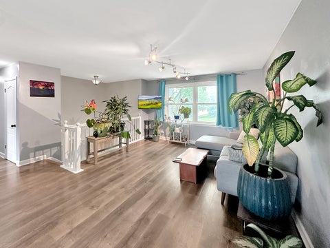 Tiny photo for 2402 Birch Lane, Rolling Meadows, IL 60008 (MLS # 12710411)