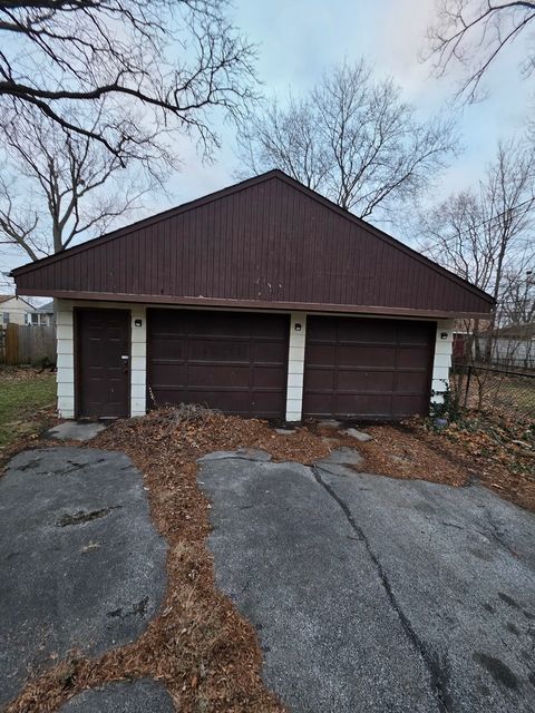 Tiny photo for 15518 Maple Street, South Holland, IL 60473 (MLS # 12610254)