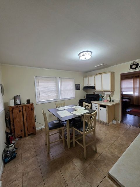 Tiny photo for 15518 Maple Street, South Holland, IL 60473 (MLS # 12610254)