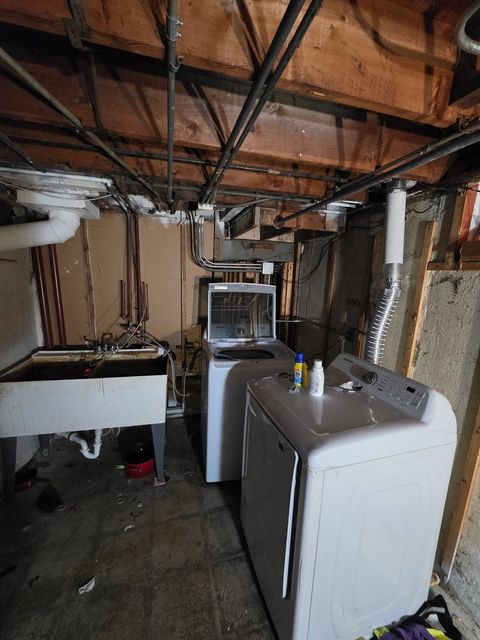 Tiny photo for 15518 Maple Street, South Holland, IL 60473 (MLS # 12610254)