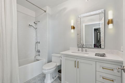 Tiny photo for 450 E Waterside Drive #402, Chicago, IL 60601 (MLS # 12433025)