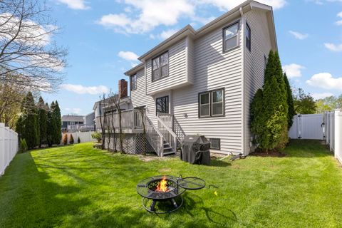 Tiny photo for 120 Rieser Circle, Naperville, IL 60565 (MLS # 12625255)