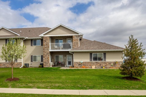 Photo of 440 E FRANKLIN Street #204, Eldridge, IA 52748 (MLS # 12620521)