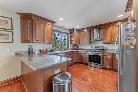 Tiny photo for 7124 W 81st Place, Burbank, IL 60459 (MLS # 12795153)