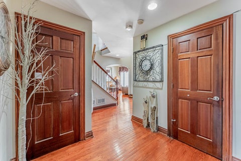 Tiny photo for 7124 W 81st Place, Burbank, IL 60459 (MLS # 12795153)
