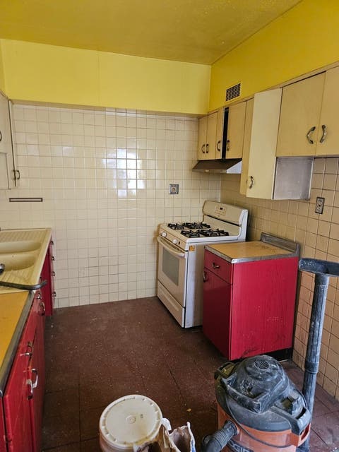 Tiny photo for 7855B S SOUTH SHORE Drive #3E, Chicago, IL 60649 (MLS # 12604342)