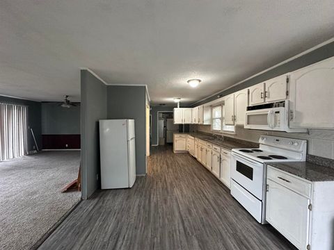 Tiny photo for 54 Hiser Rd Street #1, Murphysboro, IL 62966 (MLS # 100000387)