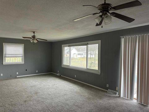 Tiny photo for 54 Hiser Rd Street #1, Murphysboro, IL 62966 (MLS # 100000387)