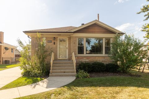 Photo of 7349 W Crain Street, Niles, IL 60714 (MLS # 12489826)