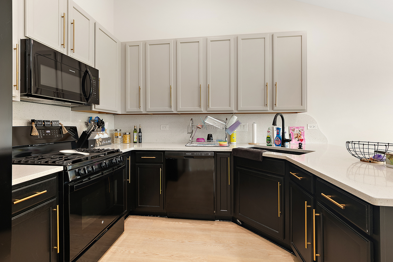 1602 Peachtree Lane