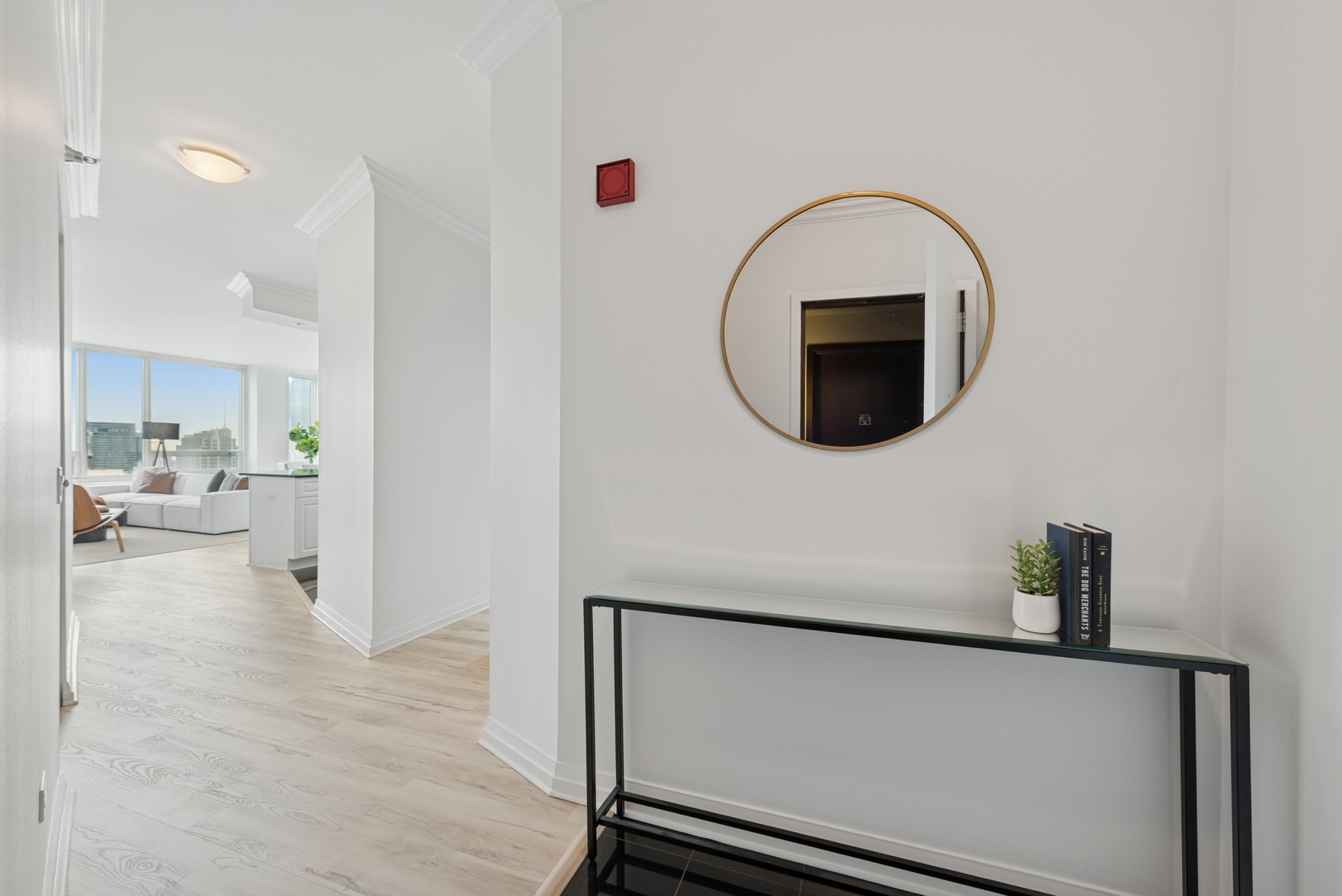 33 W ONTARIO Street 51B